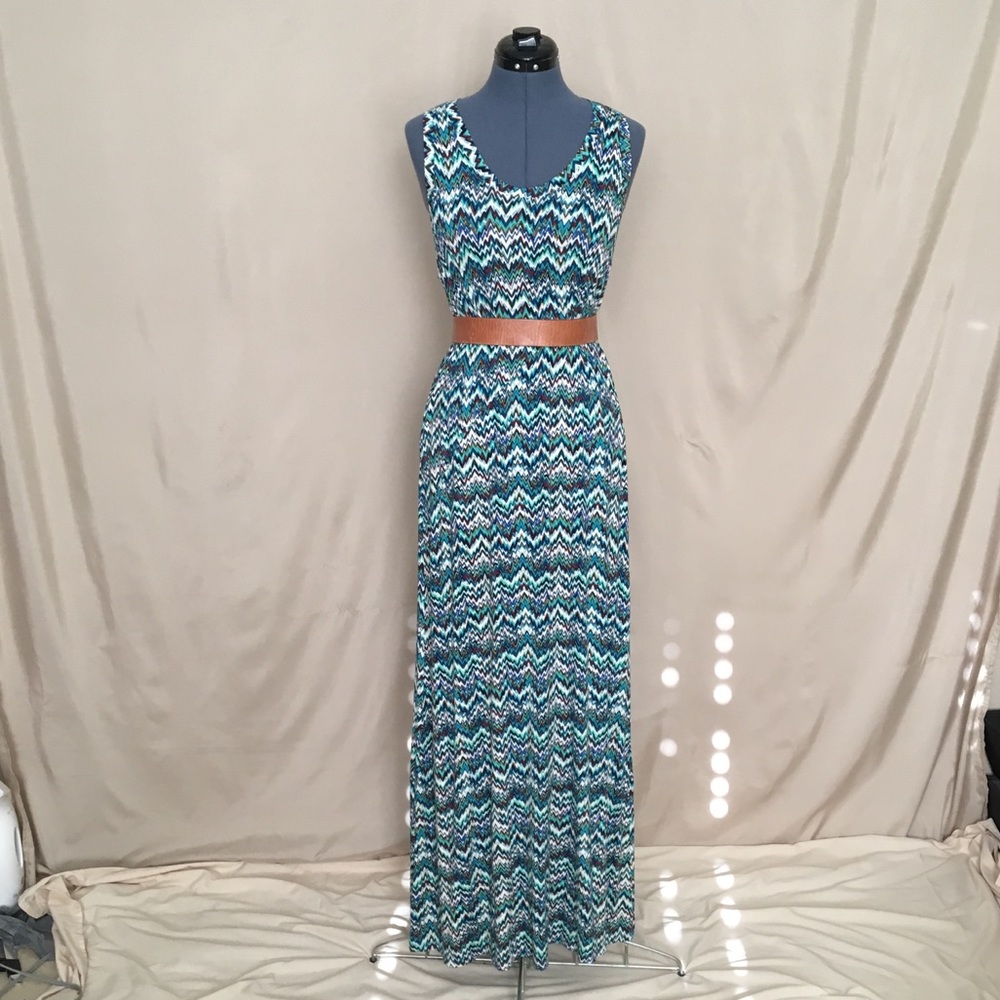 ⭐️3/$30⭐️ NWOT Multicolor Maxi Dress
